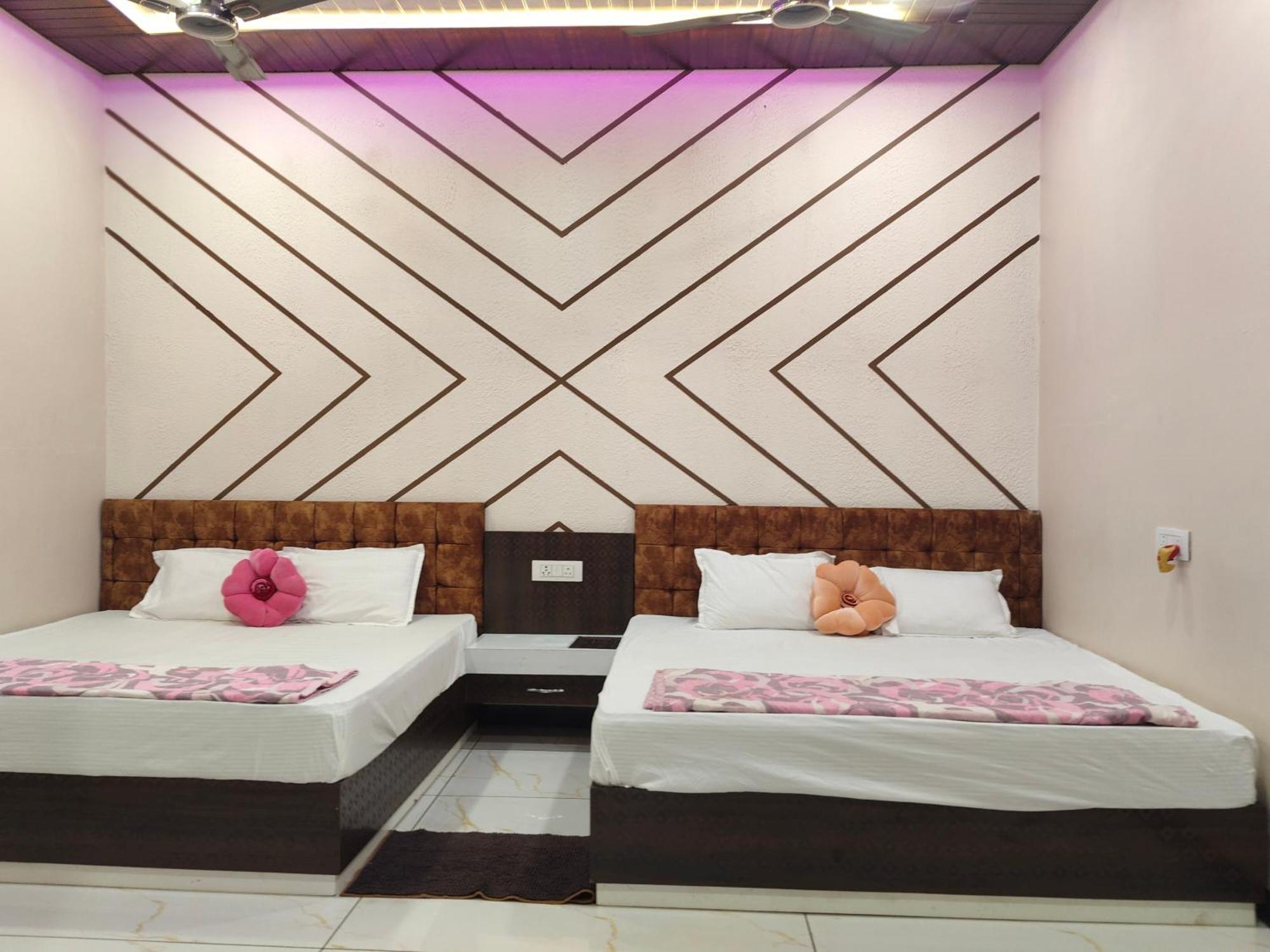 Anant Home Stay Ujjain Cameră foto